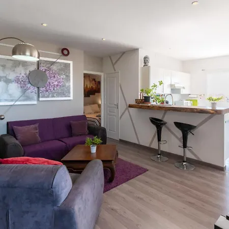 Edificio Claudia By Interhome * Росас