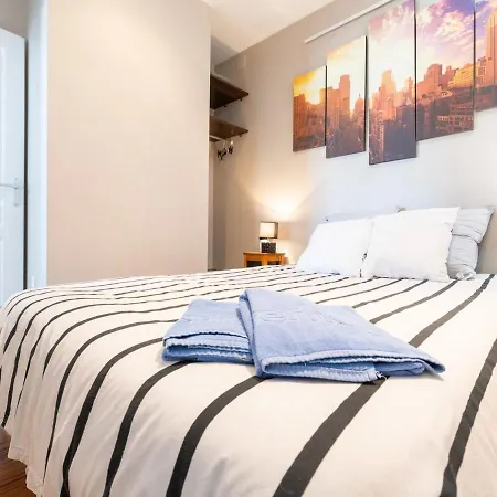 Edificio Claudia By Interhome * Roses