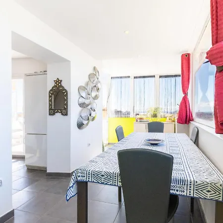 Edificio Claudia By Interhome Roses